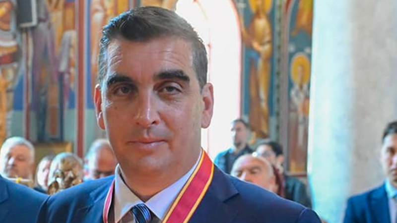 G. Constantatos received the Golden Cross