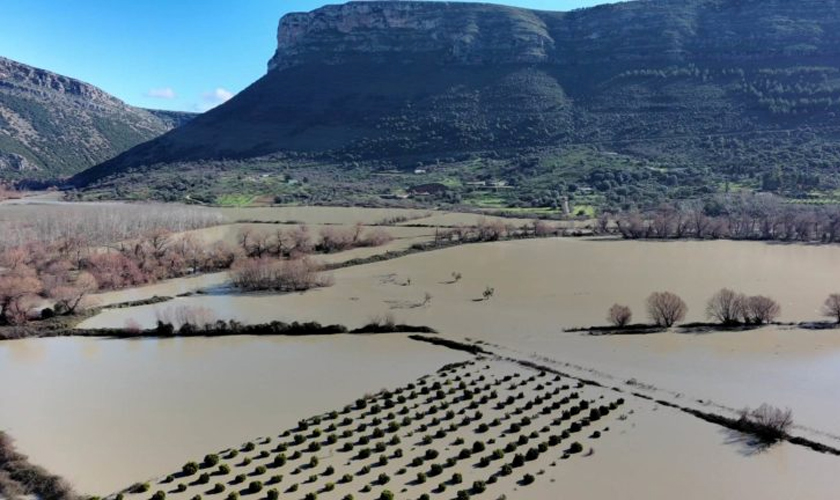 Υπερχείλισε ο ποταμός Καλαμάς πλημμυρίζοντας πέντε χιλιάδες στρέμματα