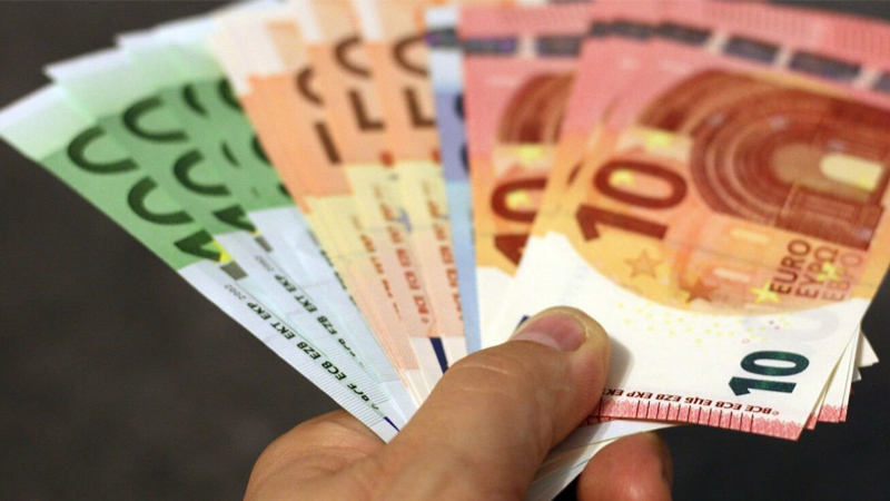 Στα €1,73 δισ. οι οφειλές στην Εφορία το πρώτο δίμηνο