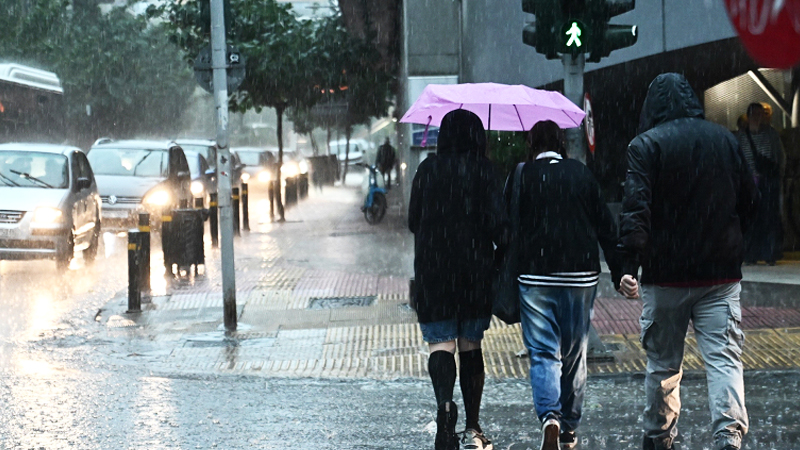 Έρχεται 48ωρο με ισχυρές καταιγίδες