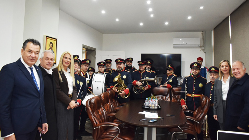 kalanta-kai-dwra-sto-xrhsto-pappou