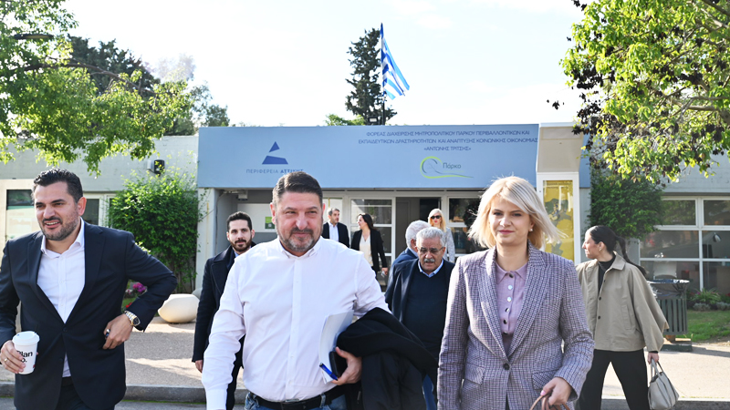 Χριστούγεννα στο Μητροπολιτικό Πάρκο Τρίτση