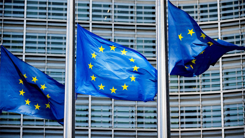 Ανάπτυξη 2,2% το 2026 προβλέπει για Ελλάδα η Κομισιόν