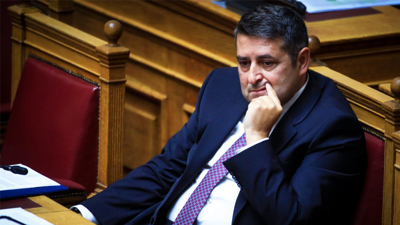 Δικογραφία κατά Μυλωνάκη στη Βουλή μετά από μηνυτήρια αναφορά Βαξεβάνη