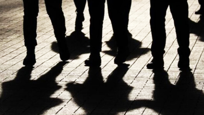 Συνελήφθησαν πέντε ανήλικοι και ένας 19χρονος για διάρρηξη φαρμακείου