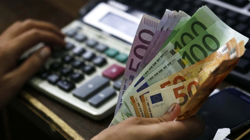 Θετικές οι φοροελαφρύνσεις - Να καταργηθούν τα τεκμήρια