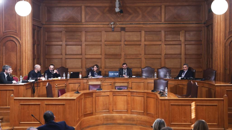 Στις 20 Απριλίου η συνεδρίαση για την άρση ασυλίας Αθανασίου και Χατζηβασιλείου