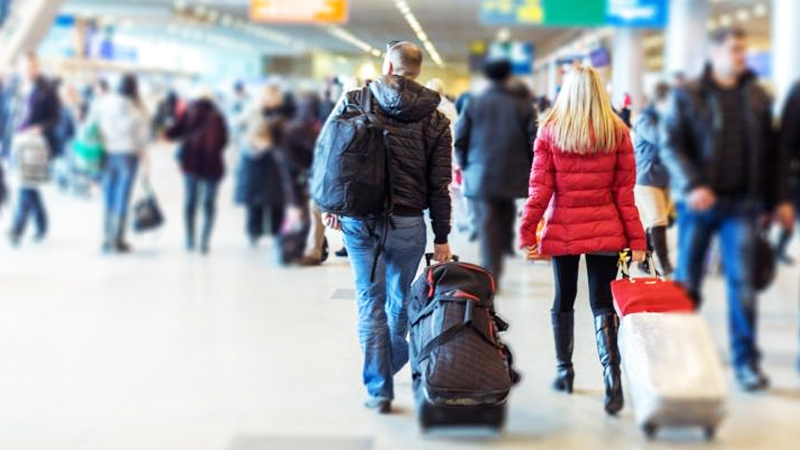 Έσπασαν το φράγμα των 23 δισ. ευρώ οι ταξιδιωτικές εισπράξεις