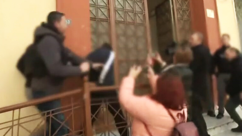 Προσωρινά κρατούμενος ο 54χρονος που κατηγορείται για τον βιασμό των παιδιών του στη Μεσσαρά