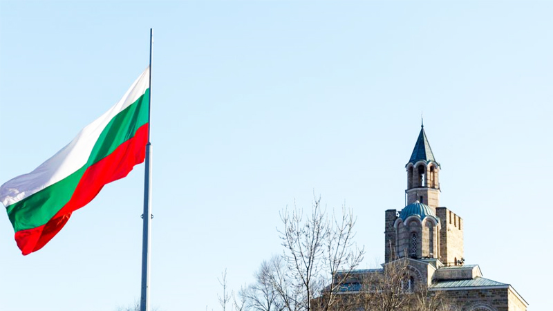 h-voulgaria-se-politiko-adieksodo