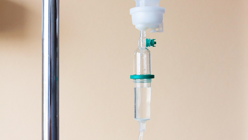 dyo-nekroi-meta-apo-ksespasma-epidhmias-mhniggitidas-sto-panepisthmio-tou-kent